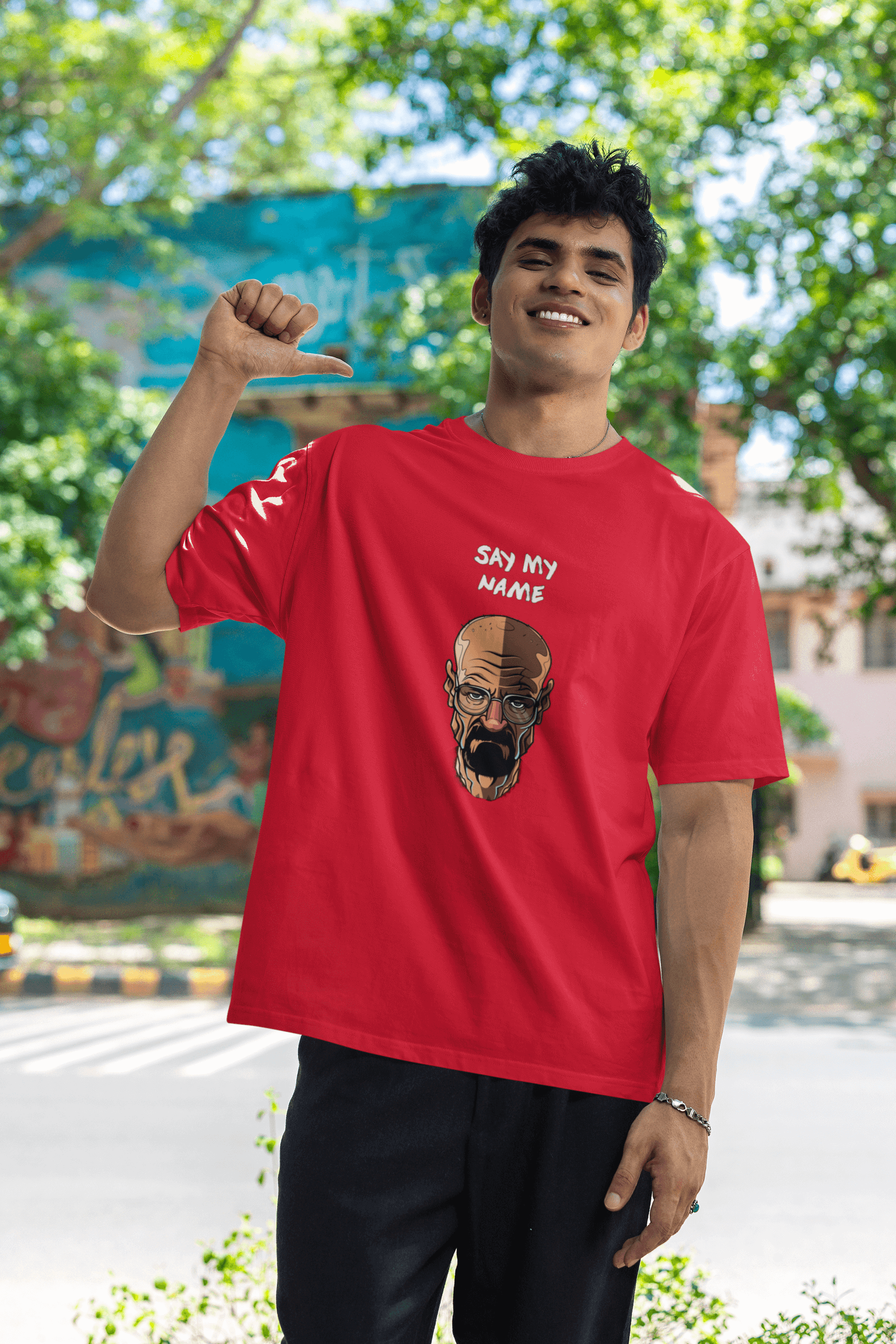 Emonke Oversized Red Graphic T-Shirt for Men – Breaking Bad - Emonke Store