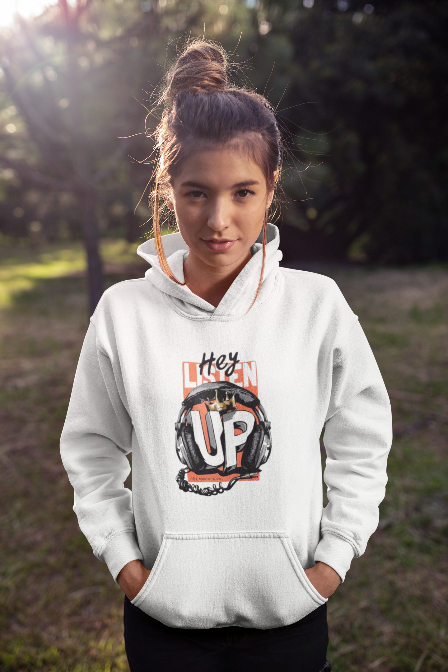 Emonke 350 GSM White Oversized Hoodies for Women - Music